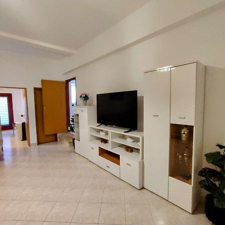 Apartman Mirela Rovinj Ngoại thất bức ảnh